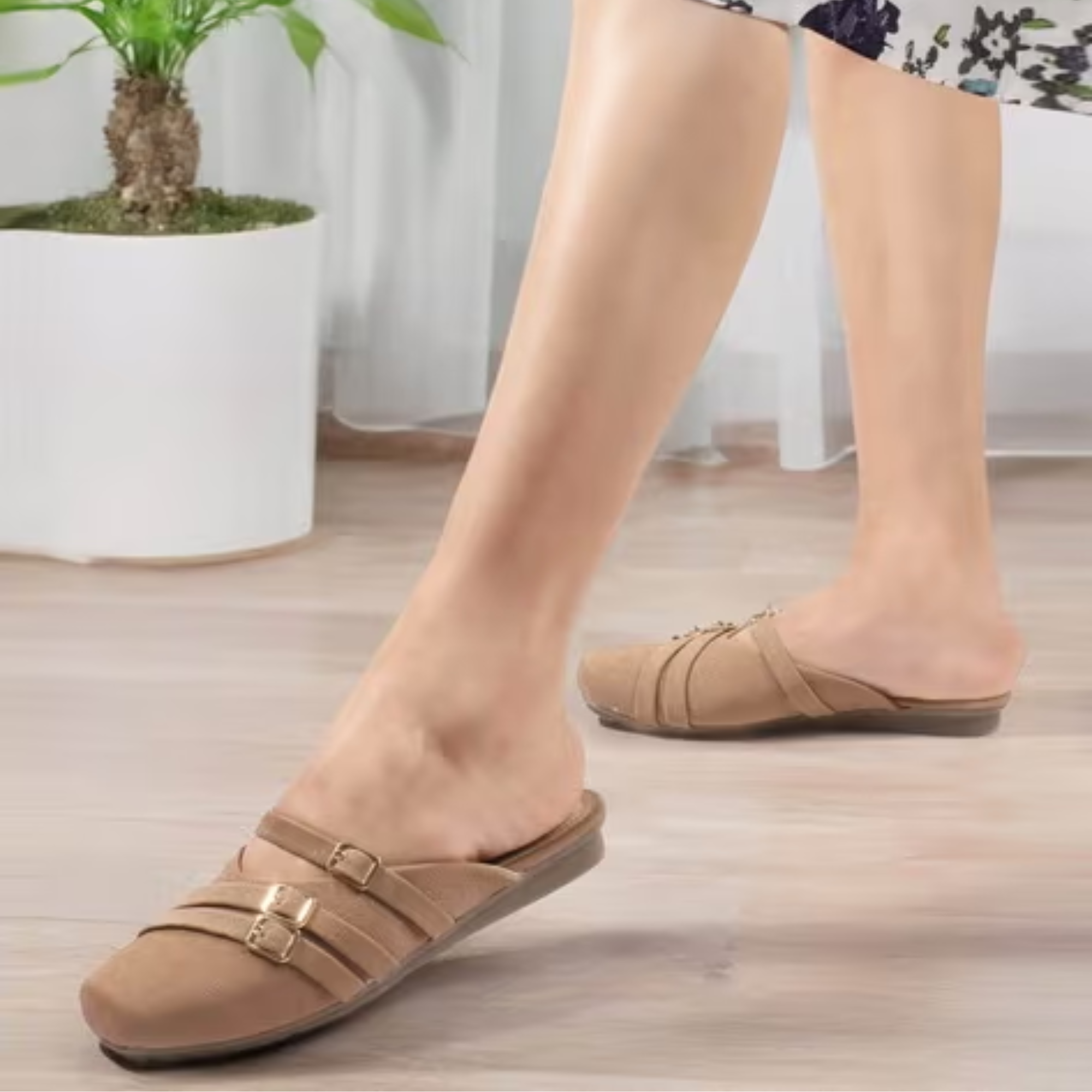 CARLTON LONDON Women Buckled Strap Mules